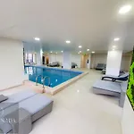 Oliver Pool & Mamaia Nord Appartement Năvodari